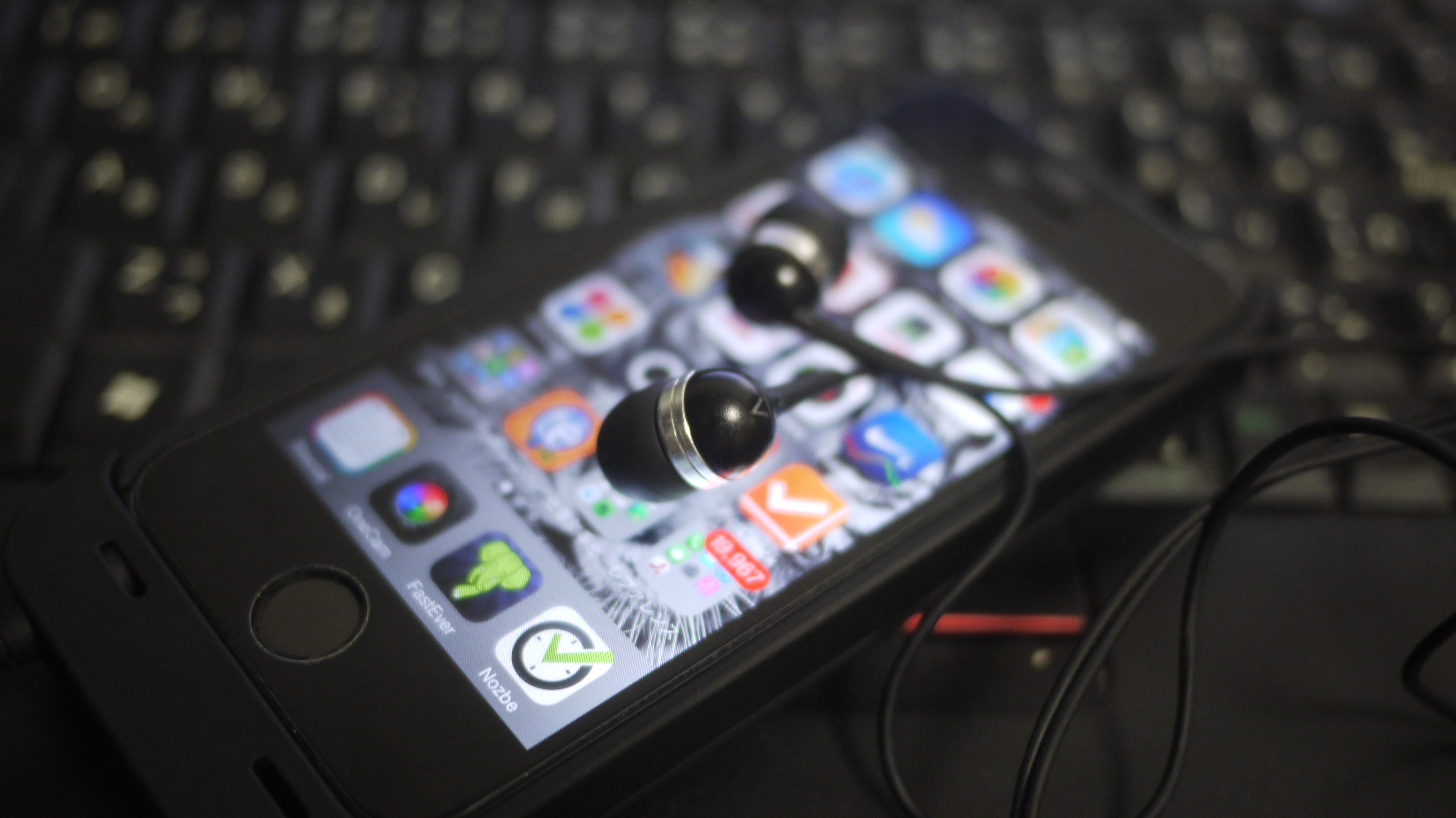 コスパ最強 Iphoneのイヤホンは Creative インナーイヤー型イヤホン Ep 630 で決まり 旧ブログ モンハコ